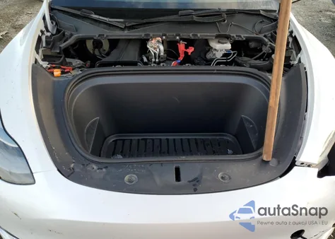 2023 Tesla Model Y z USA, uszkodzony, nr VIN 7SAYGDEE2PF626822